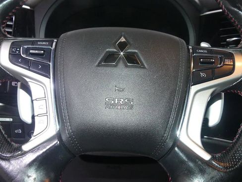 Used 2022 Mitsubishi Outlander SEL AWD/4WD image 31