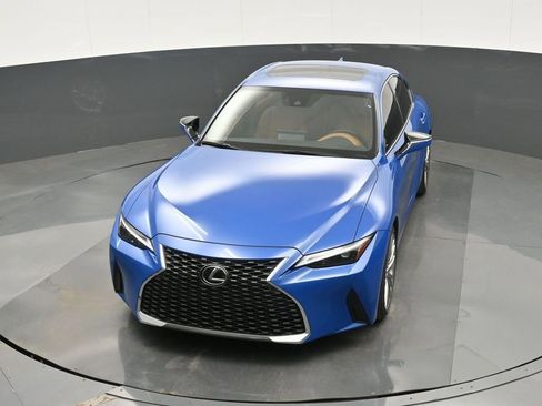 Used 2023 Lexus IS 300 w/ Premium Package RWD image 33
