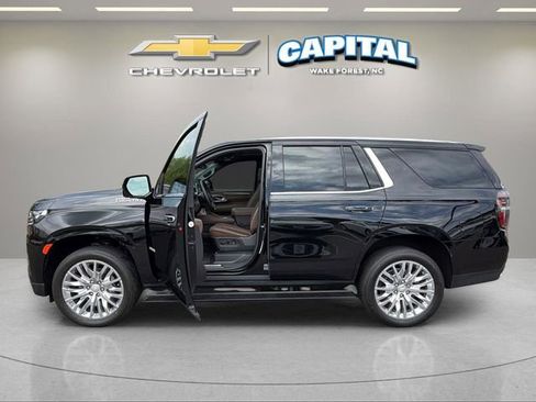 Used 2024 Chevrolet Tahoe High Country AWD/4WD image 13