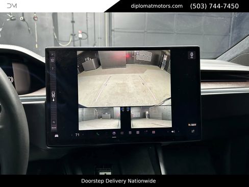 Used 2024 Tesla Model X image 33