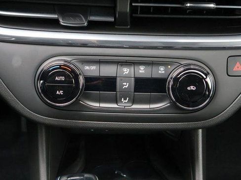 New 2026 Buick Envista Preferred w/ Convenience II Package image 23