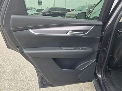 Used 2019 Cadillac XT5 Luxury FWD image 14