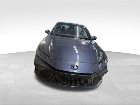 New 2026 Toyota Camry Hybrid FWD image 8