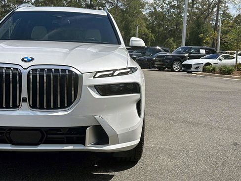 New 2026 BMW X7 xDrive40i image 9