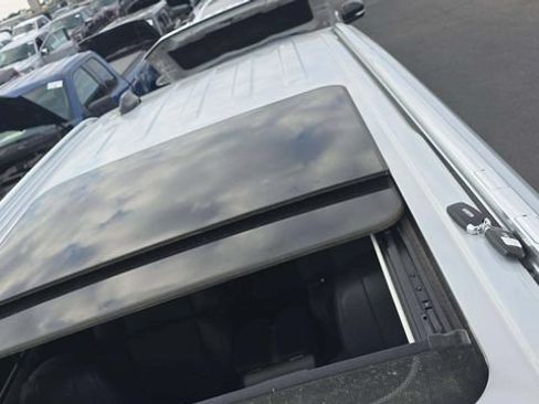 Used 2025 Lincoln Navigator Reserve AWD/4WD image 15