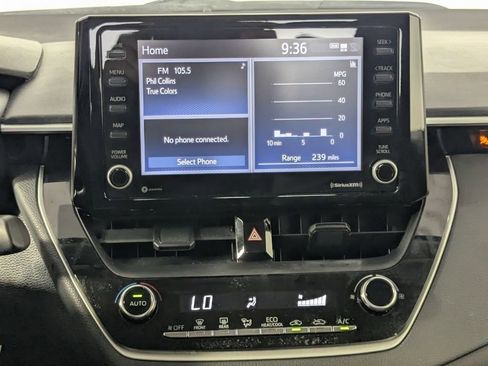 Used 2022 Toyota Corolla LE FWD image 17