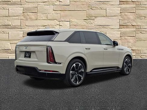 Certified 2026 Cadillac Escalade IQ Sport 2 AWD/4WD image 4