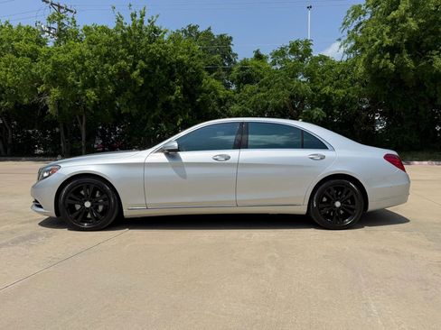 Used 2016 Mercedes-Benz S 550 Sedan image 3