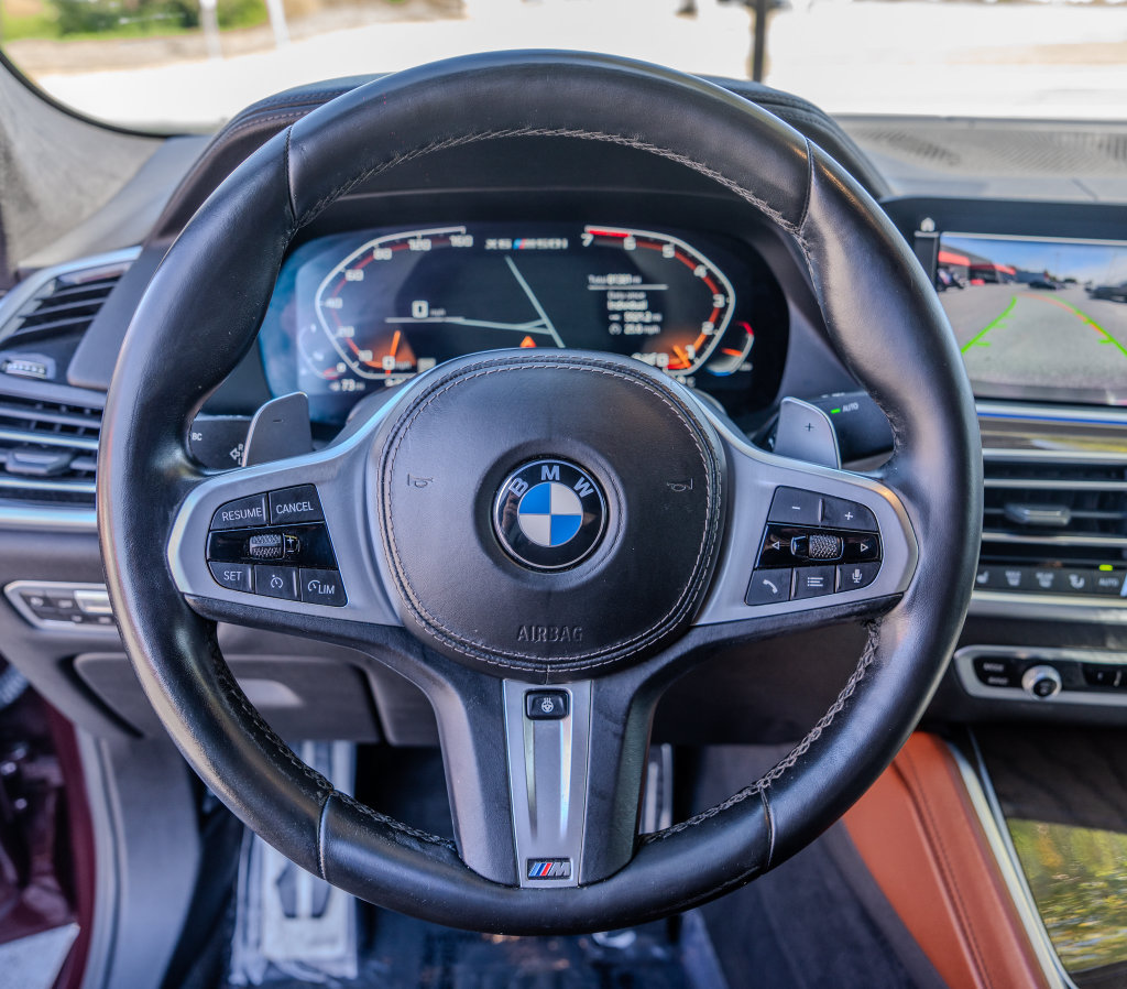 Used 2021 BMW X6 M50i w/ Executive Package AWD/4WD image 5