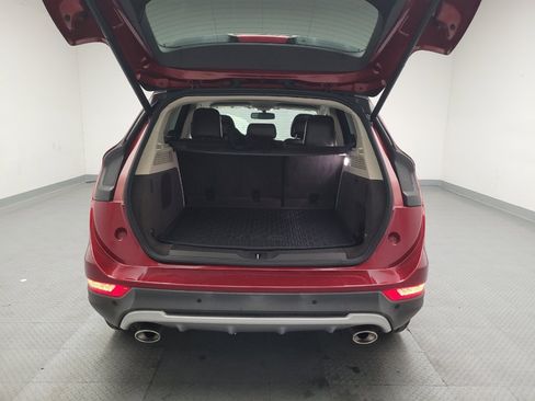 Used 2019 Lincoln MKC Select w/ Select Plus Package FWD image 29
