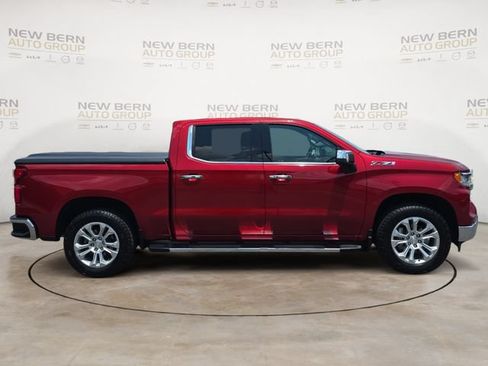 Used 2023 Chevrolet Silverado 1500 LTZ w/ LTZ Convenience Package II AWD/4WD image 6