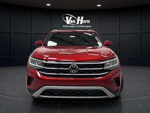 Used 2020 Volkswagen Atlas Cross Sport SEL AWD/4WD image 2