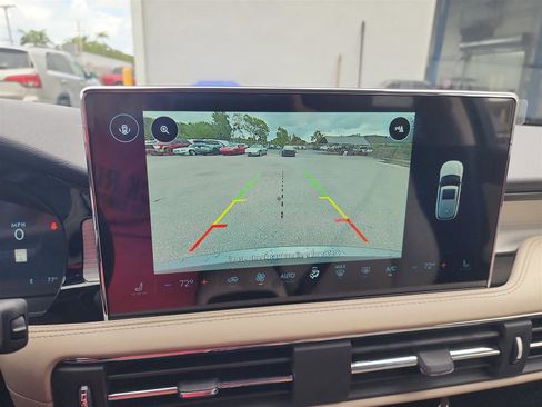 New 2025 Lincoln Corsair Premiere image 26