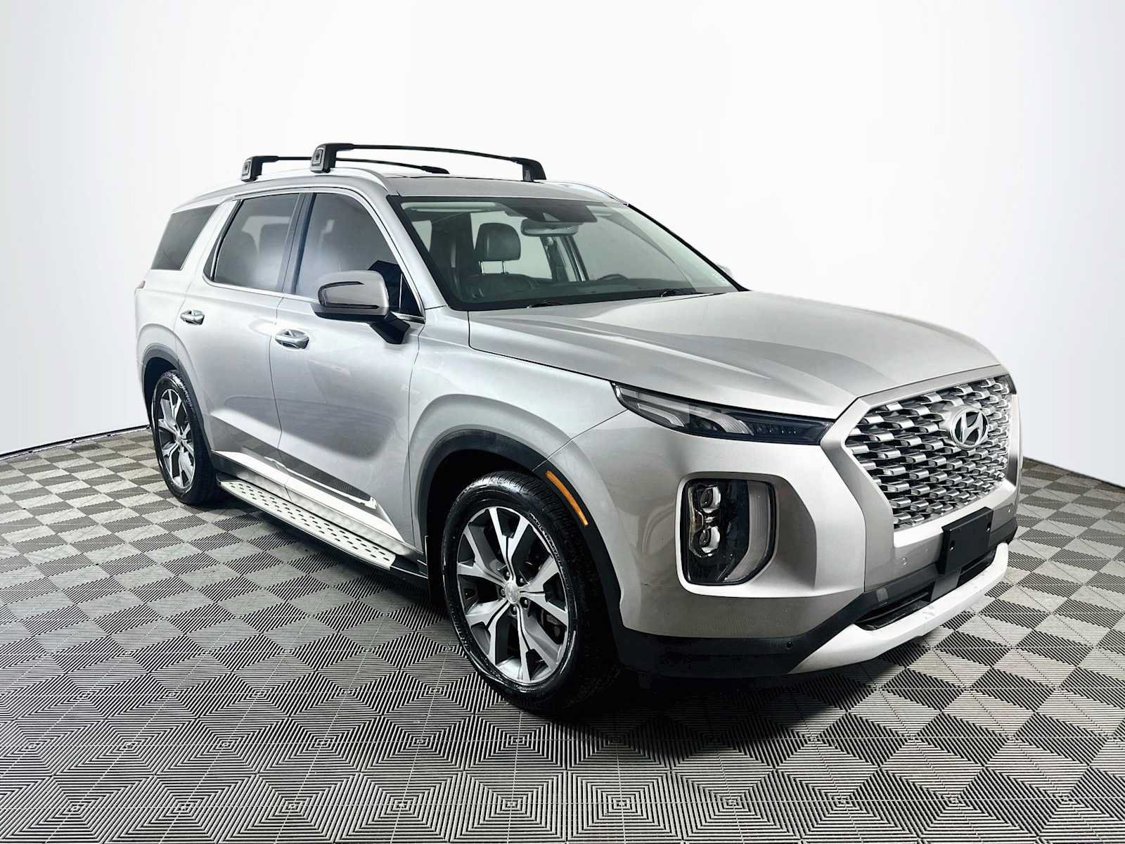 Used 2022 Hyundai Palisade SEL w/ Premium Package AWD/4WD image 3