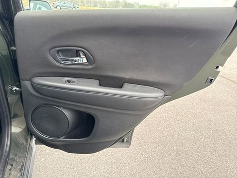 Used 2016 Honda HR-V LX image 16