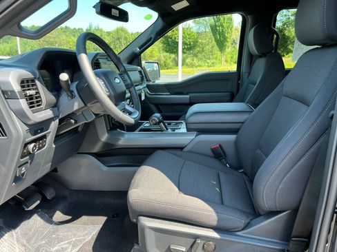 Used 2026 Ford F150 XLT w/ Equipment Group 302A MID AWD/4WD image 4