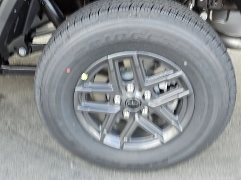 New 2026 Jeep Gladiator Sport image 8