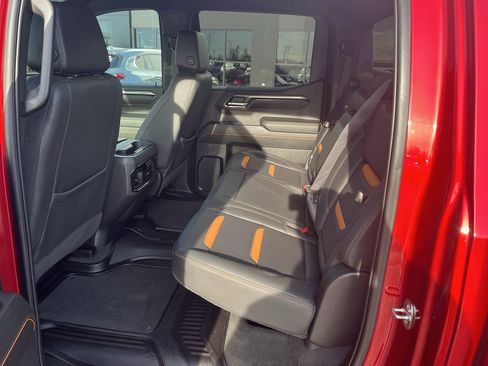 Used 2023 GMC Sierra 1500 AT4 w/ Technology Package image 24