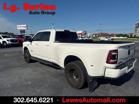 Used 2024 RAM 3500 Laramie w/ Night Edition AWD/4WD image 5