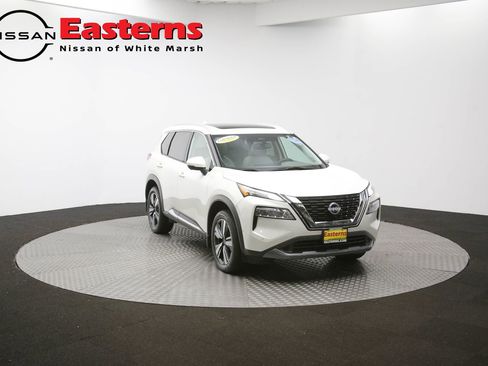 Used 2023 Nissan Rogue SL w/ SL Premium Package image 72