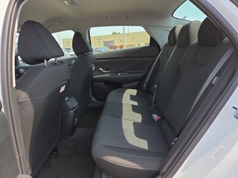 New 2026 Hyundai Elantra SE w/ Cargo Package FWD image 6