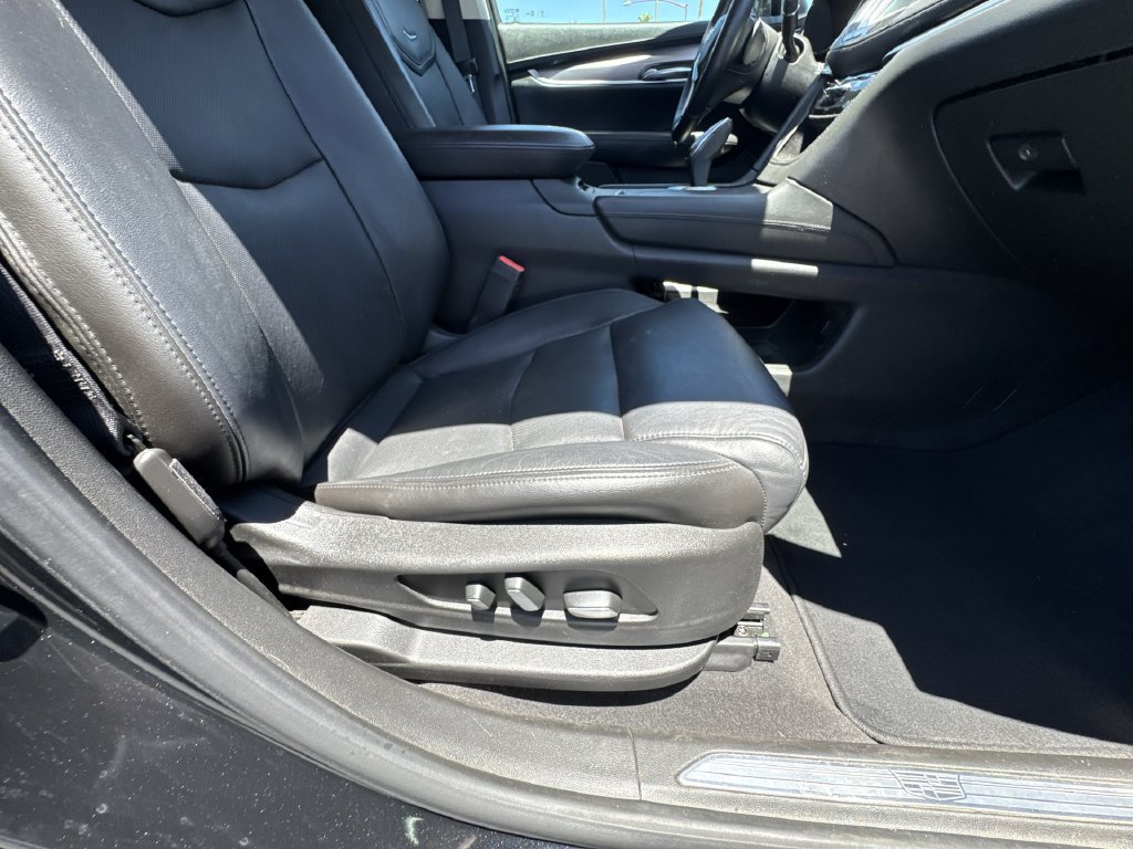 Used 2017 Cadillac XT5 Luxury FWD image 29