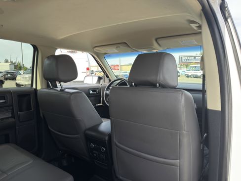 Used 2019 Ford Flex SEL w/ Equipment Group 202A AWD/4WD image 24