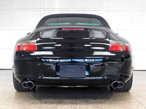 Used 2004 Porsche 911 Carrera RWD image 10