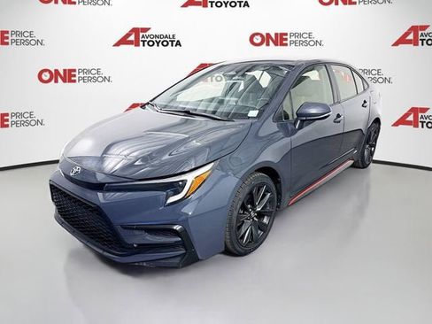 Certified 2023 Toyota Corolla SE image 3
