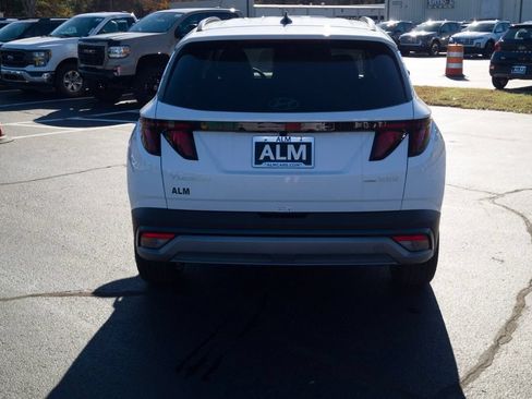 New 2026 Hyundai Tucson SEL FWD image 6