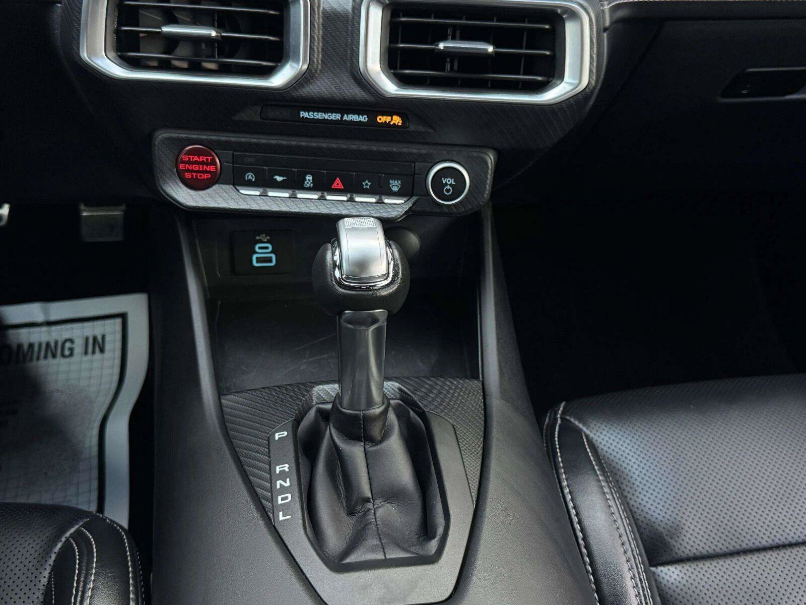 Used 2025 Ford Mustang Premium RWD image 31