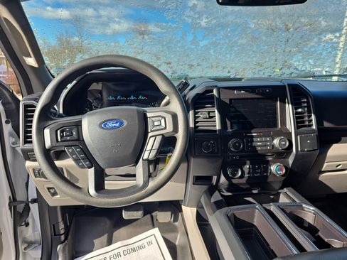 Used 2018 Ford F150 XL w/ Equipment Group 101A Mid image 14