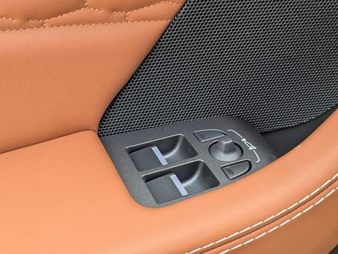 New 2024 Jaguar F-TYPE R AWD/4WD image 26