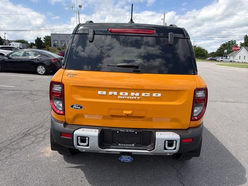 Certified 2026 Ford Bronco Sport Badlands w/ Sasquatch Badlands Package AWD/4WD image 4
