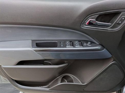 Used 2022 Chevrolet Colorado Z71 w/ Safety Package image 13