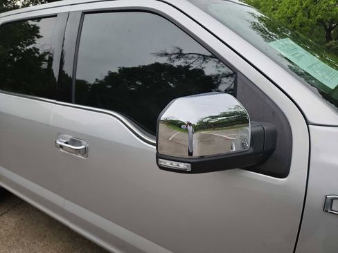 Used 2017 Ford F150 Platinum w/ Equipment Group 701A Luxury image 20