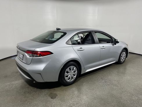 Certified 2022 Toyota Corolla L FWD image 3