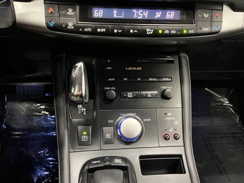 Used 2011 Lexus CT 200h Premium w/ Leather Pkg image 24