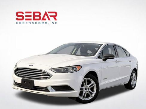 Used 2018 Ford Fusion SE w/ Equipment Group 602A FWD image 1