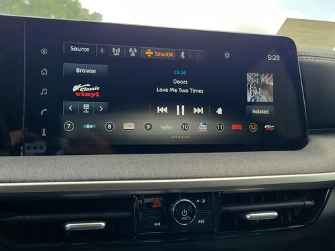 Used 2025 Nissan Kicks SV w/ Charging Package image 26