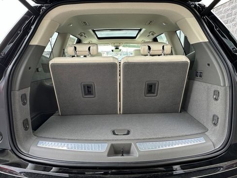 New 2025 Cadillac XT6 Premium Luxury image 4