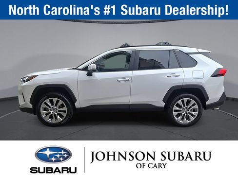 Used 2025 Toyota RAV4 XLE Premium AWD/4WD image 10