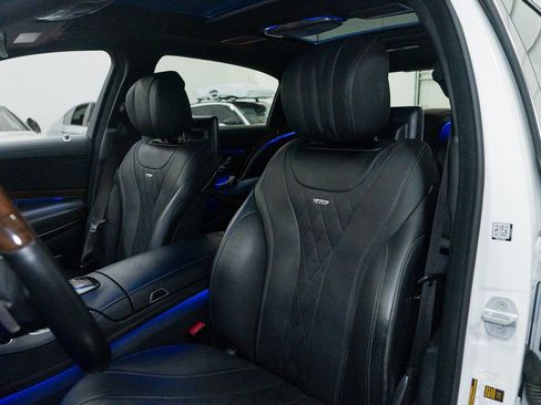 Used 2016 Mercedes-Benz Maybach S 600 image 24