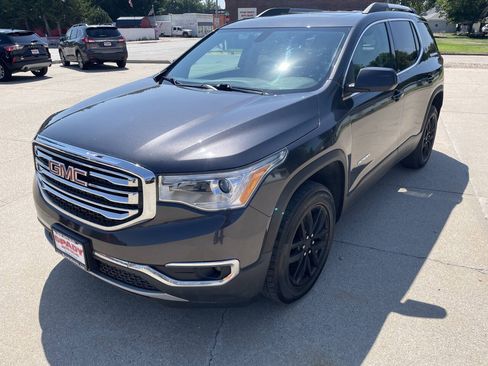Used 2018 GMC Acadia SLT w/ LPO, Floor Liner Package AWD/4WD image 1