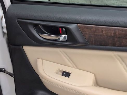 Used 2018 Subaru Outback 2.5i Limited image 34