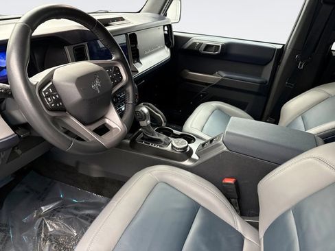 Used 2023 Ford Bronco Outer Banks image 10