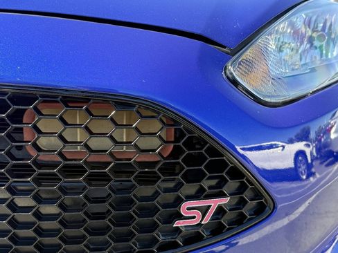 Used 2014 Ford Fiesta ST FWD image 22