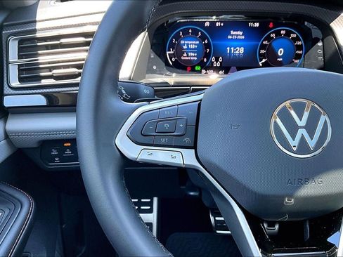 Certified 2026 Volkswagen Atlas Peak Edition AWD/4WD image 21