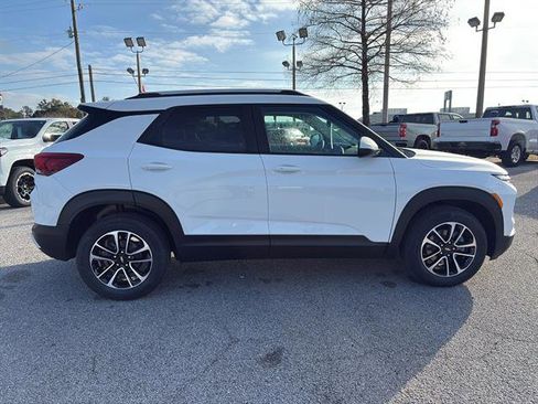 New 2026 Chevrolet TrailBlazer LT w/ Driver Confidence Package image 8