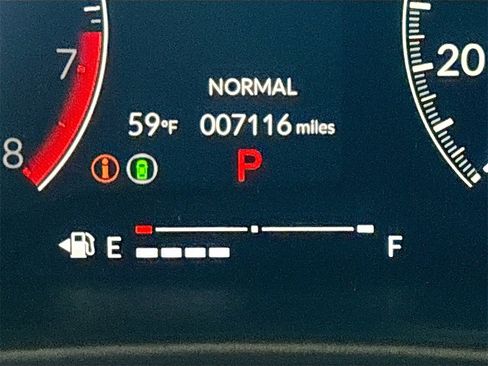 Used 2024 Honda Civic Sport image 12